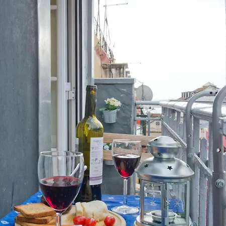 New In Bairro Alto * Lisboa